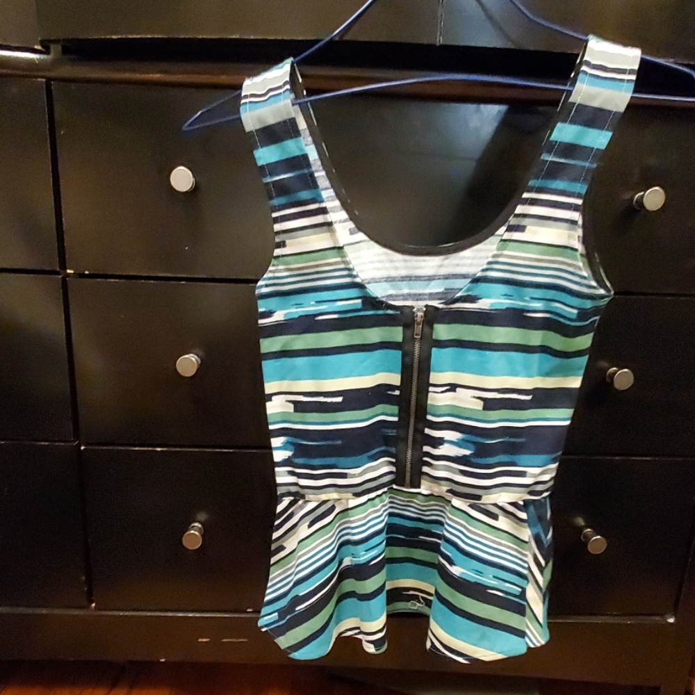 Shirt - Picture 2 of 2
